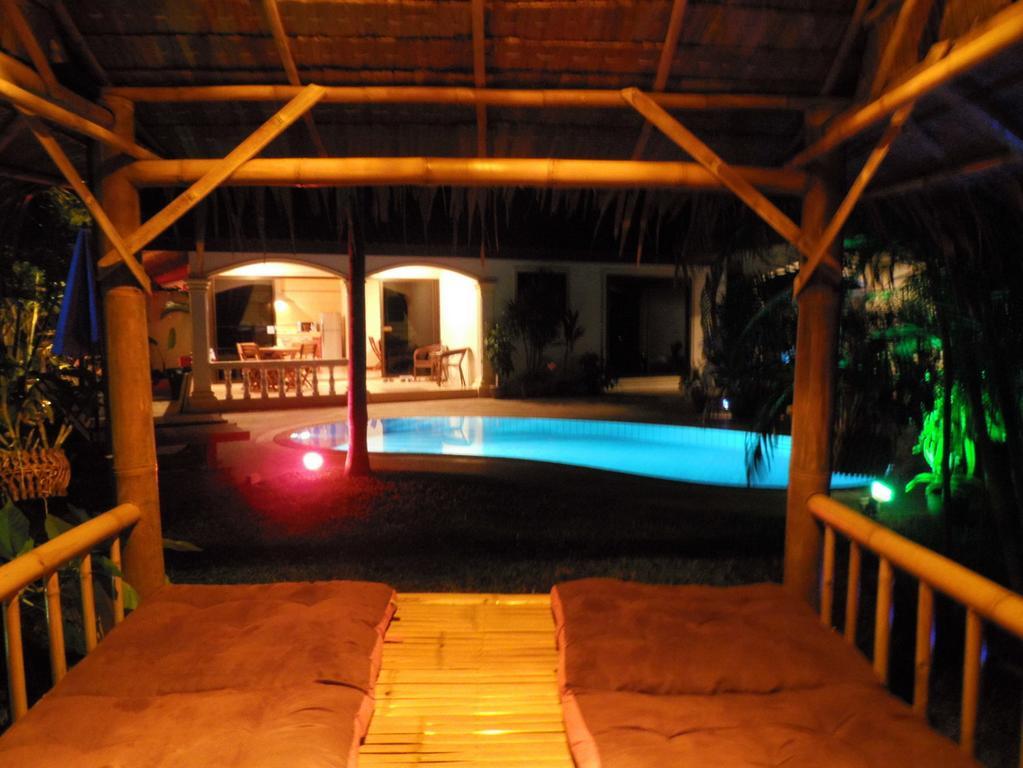 Coconut Paradise Holiday Villas Phuket Pokoj fotografie