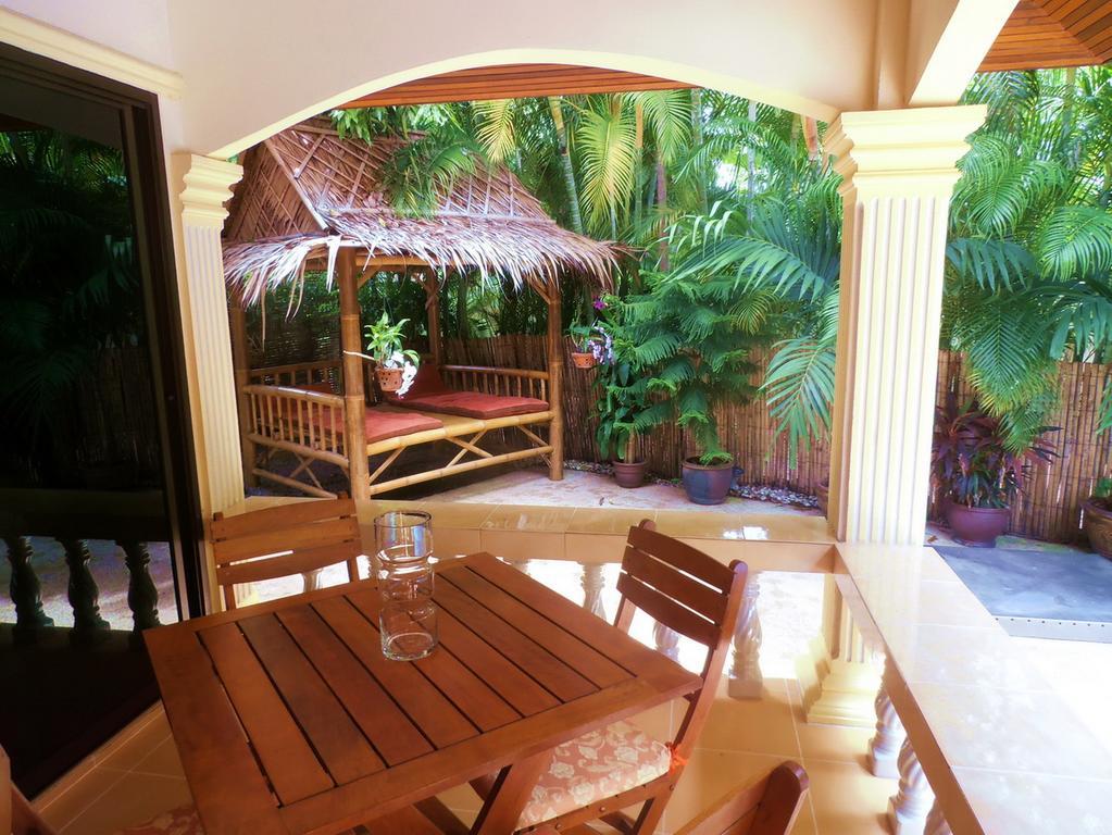 Coconut Paradise Holiday Villas Phuket Pokoj fotografie